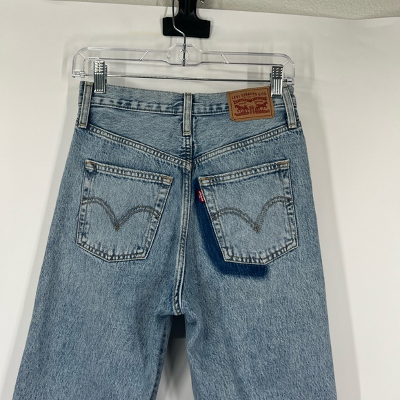 Levi’s Ribcage Straight Ankle Jeans Button Fly Distressed Raw Hem - Picture 7 of 9